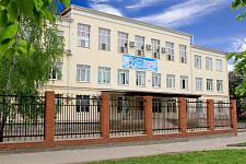 Входная группа Гимназия №33 - Краснодар.  Лузана,  1