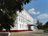Входная группа Школа №29 - Краснодар.  Рылеева,  147
