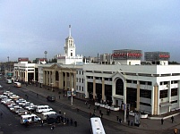 Входная группа ЖД вокзал Краснодар-1, железнодорожный вокзал.  Привокзальная Площадь,  1